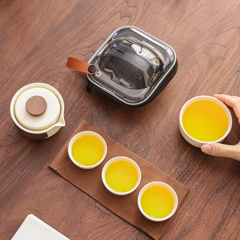 Portable Tea Pot Set, 1 Pot of 4 Cups Carry-on Bag, Can Be Used for Outdoor Leisure Trips and Family Gatherings, Tea Set Chinese