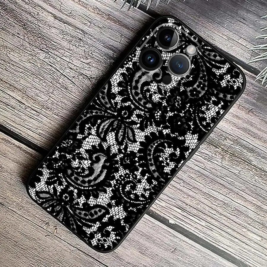 Elegant Retro Lace Art Phone Case - Stylish Protective Cover
