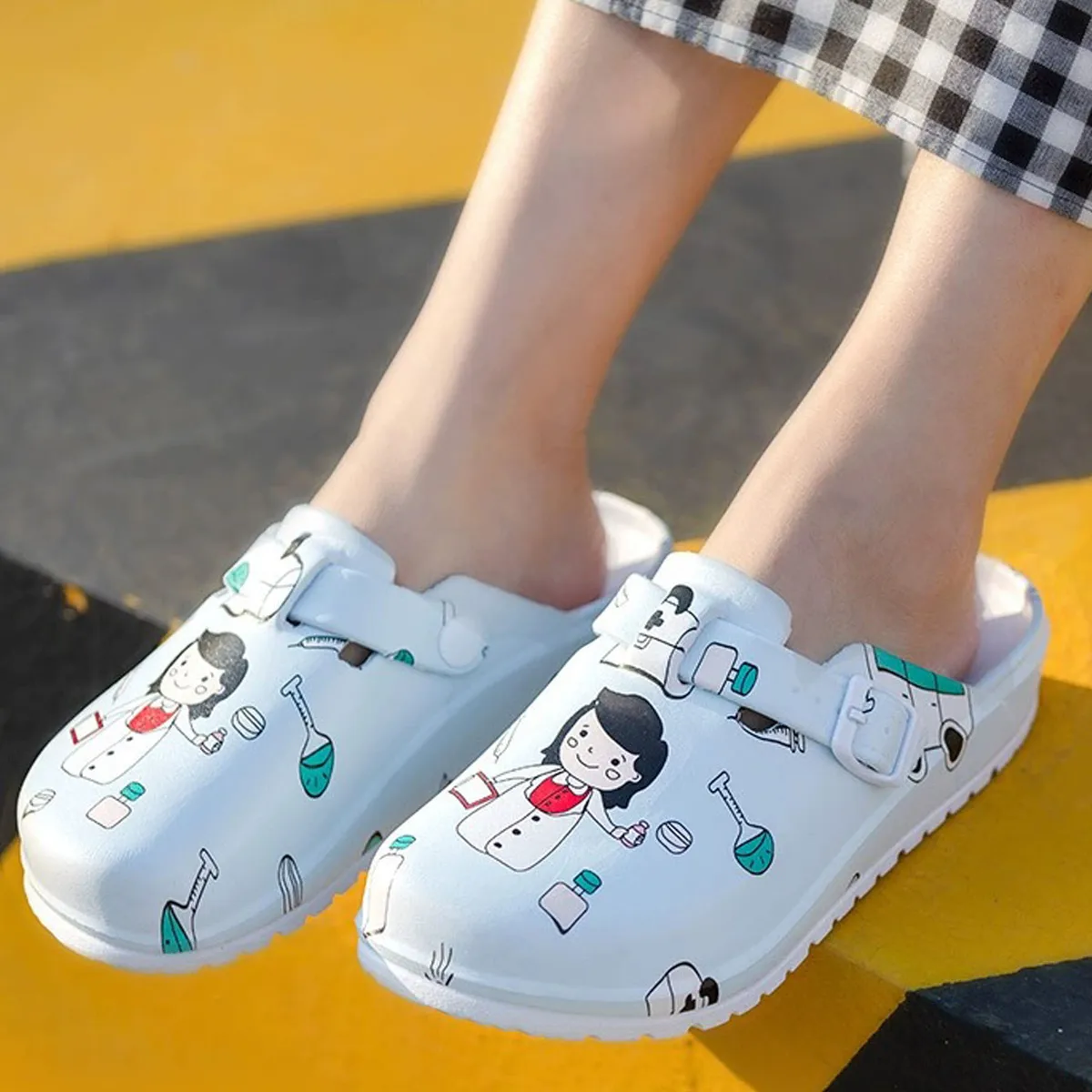 EVA Medical Shoes for Women, Laboratory Doctor Clogs, Nurse Surgical Slides, Casual Beach Slippers, Indoor Work Slippers — view 2