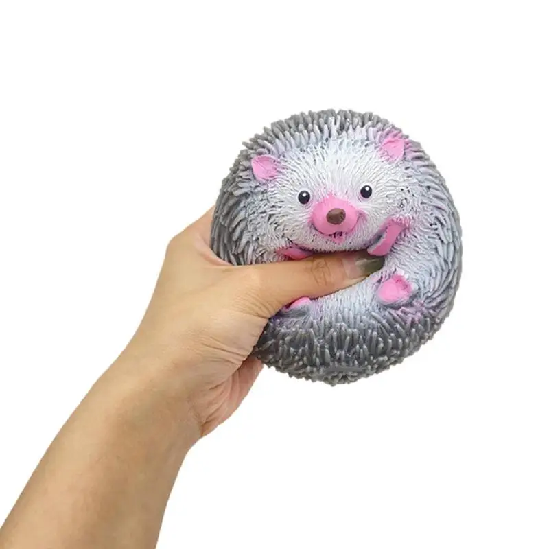 Рисунок 2 - Смешные игрушки-ежики для детей