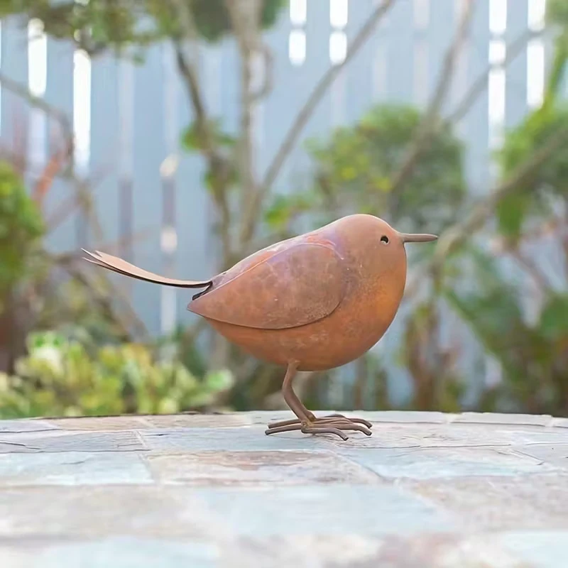 Rustikale Metallvögel für den Außenbereich, Gartendekoration, Eisenkunst, Vogelstatue, Metallvogelornament, Hofskulptur für Hof, Terrasse, Rasen – Detail 9