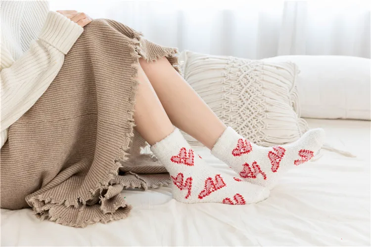 Frauen Socken Süßigkeiten Warmen Dame Herz Nette Winter Kawaii Dicken Korallen fleece Warm Fuzzy Flauschigen Frottee Kurz Nette Baumwolle Socken weibliche – Detail 27