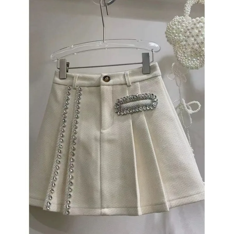 Design Inspired Diamond Inlaid Skirt for Women's 2024 Spring New High Waisted Slimming Versatile Pleated Skirt Short Skirt