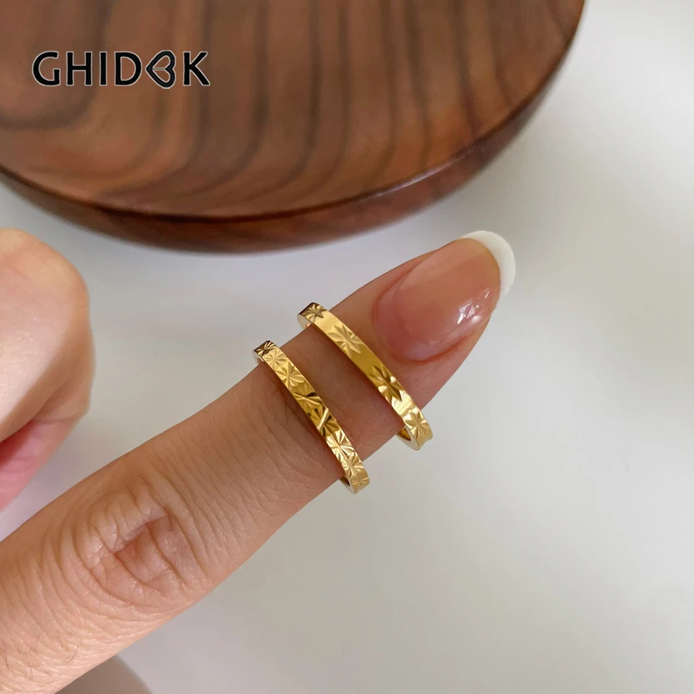 GHIDBK без блеска нержавеющая сталь 18K Золото Pvd покрытые Starburst текстурированные кольца для женщин модные свадебные украшения штабелируемые
