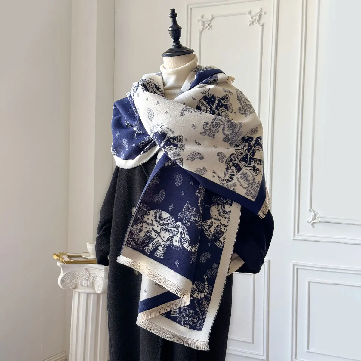 New Animal Design Winter elephant Cashmere Jacquard Scarves High Quality Women Thicken Wrap Shawl Ladies Wool Pashmina Scarf