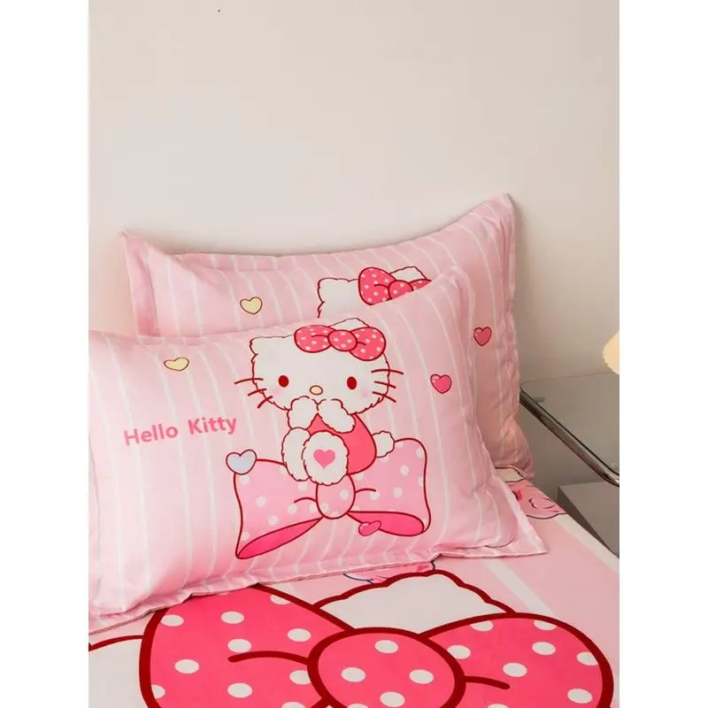 

Наволочка Hello Kitty розовая, 48 х74 см