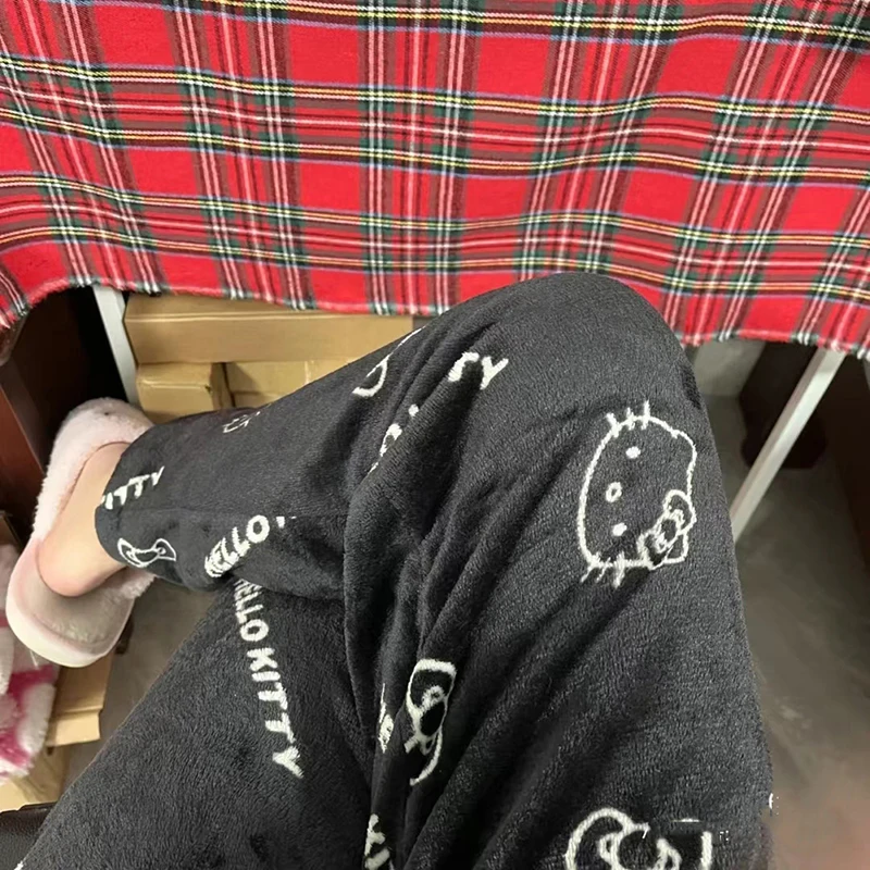 最安値❣️ハローキティ フリース パジャマパンツ キティちゃんズボン ハローキティ フリース パジャマパンツ キティちゃんズボン