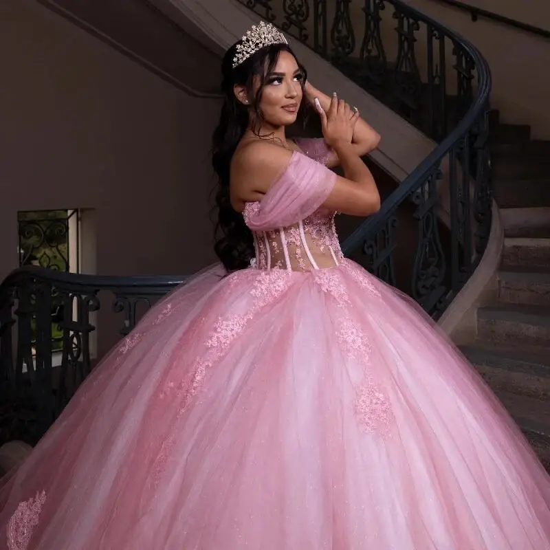 Quinceanera Dresses Pink Off Shoulder Ball Gown Beading Crystal Lace Appliques Tull Sweet 16 15 Birthday