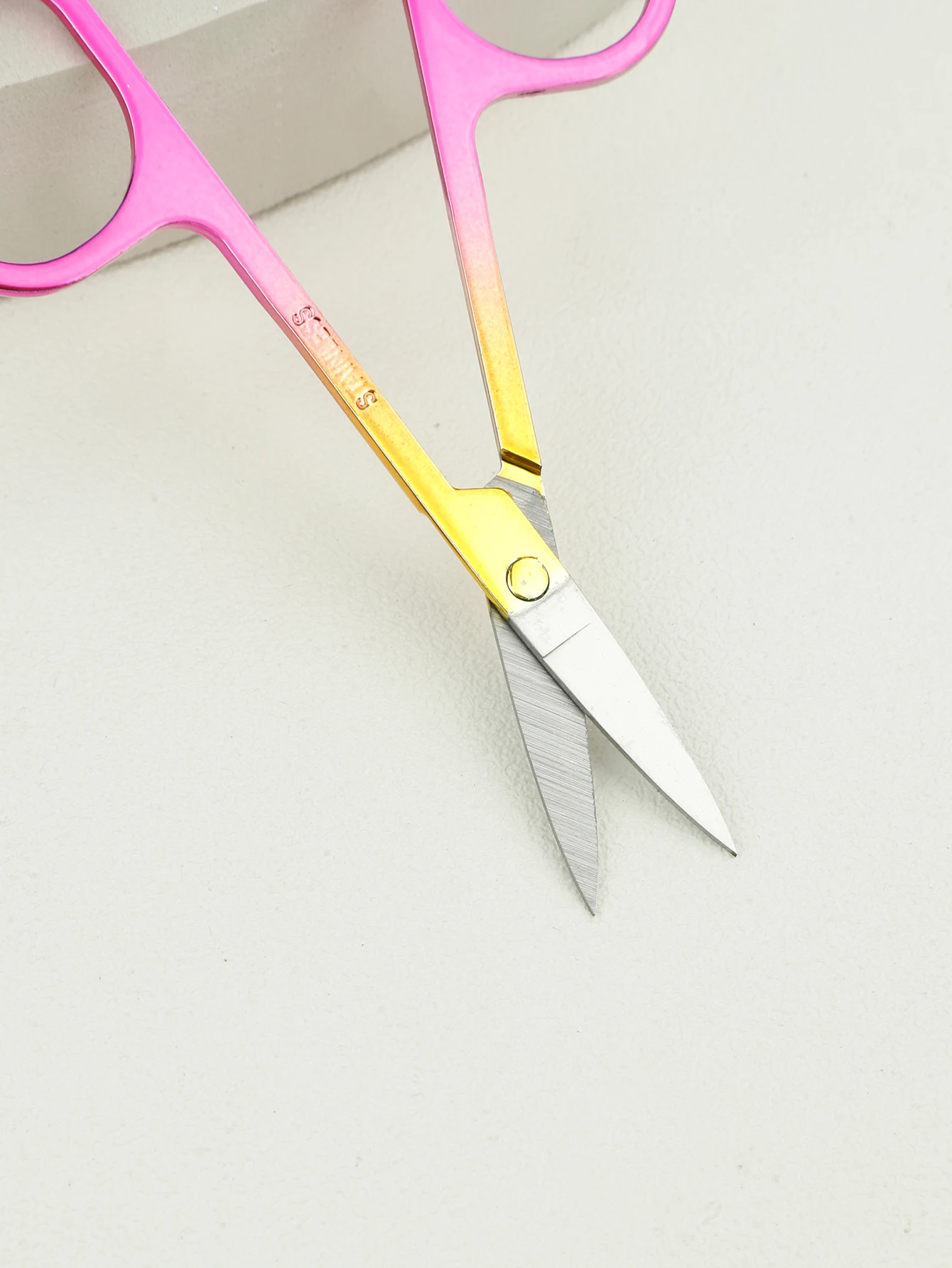 Gradient Color Stainless Steel Eyebrow Clipper Trimmer Household Beauty Scissors Small Scissors
