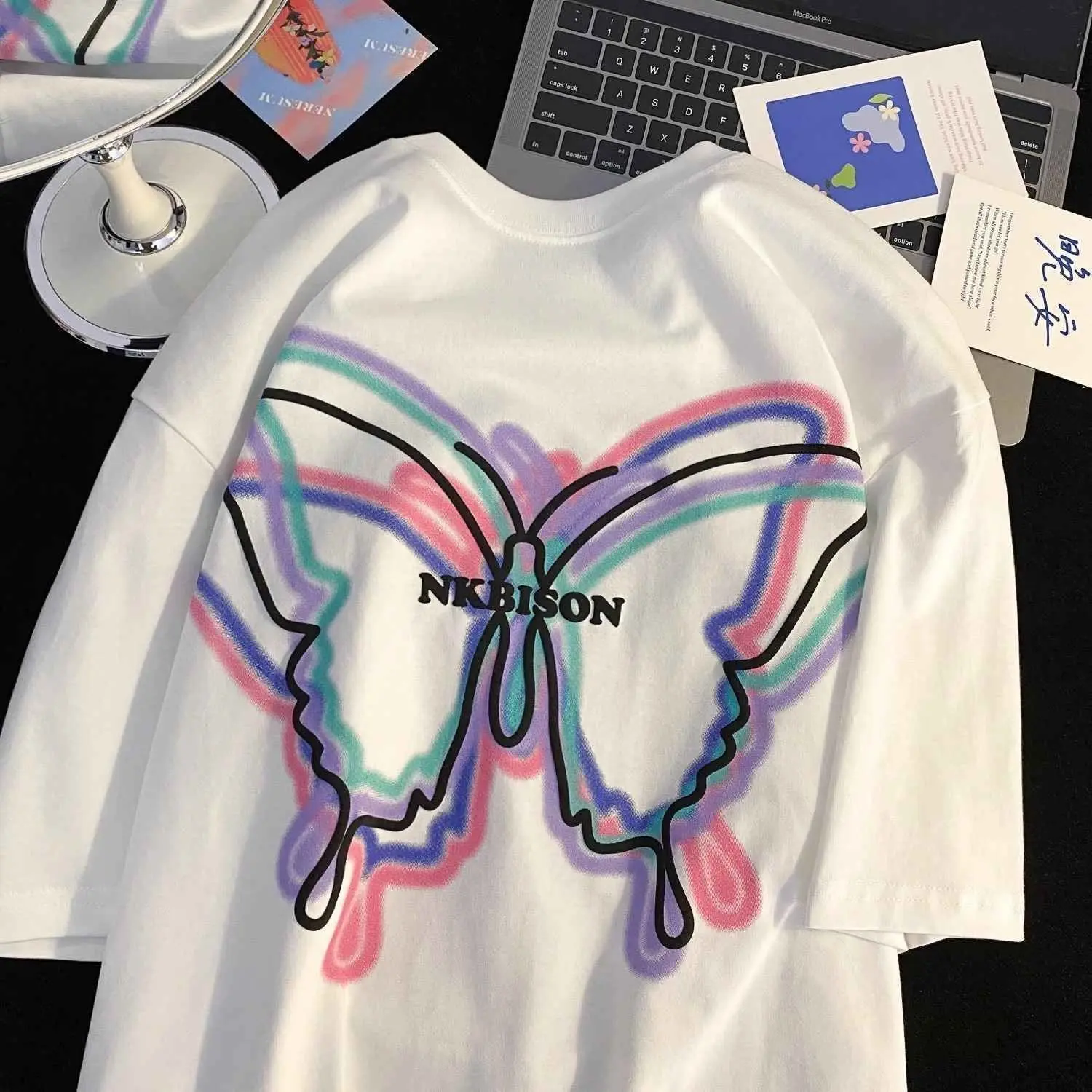 

American Retro Pure Cotton Butterfly Printed Short Sleeved T-shirt for Men and Women Summer Loose Fitting Couple Versatile Top