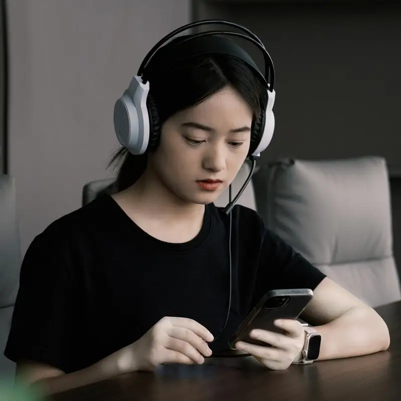 Gamer Headphones Over-Ear Wired Headset Video Games Headsets With Adjustable Mic Computer Headset For Laptop Computer Video
