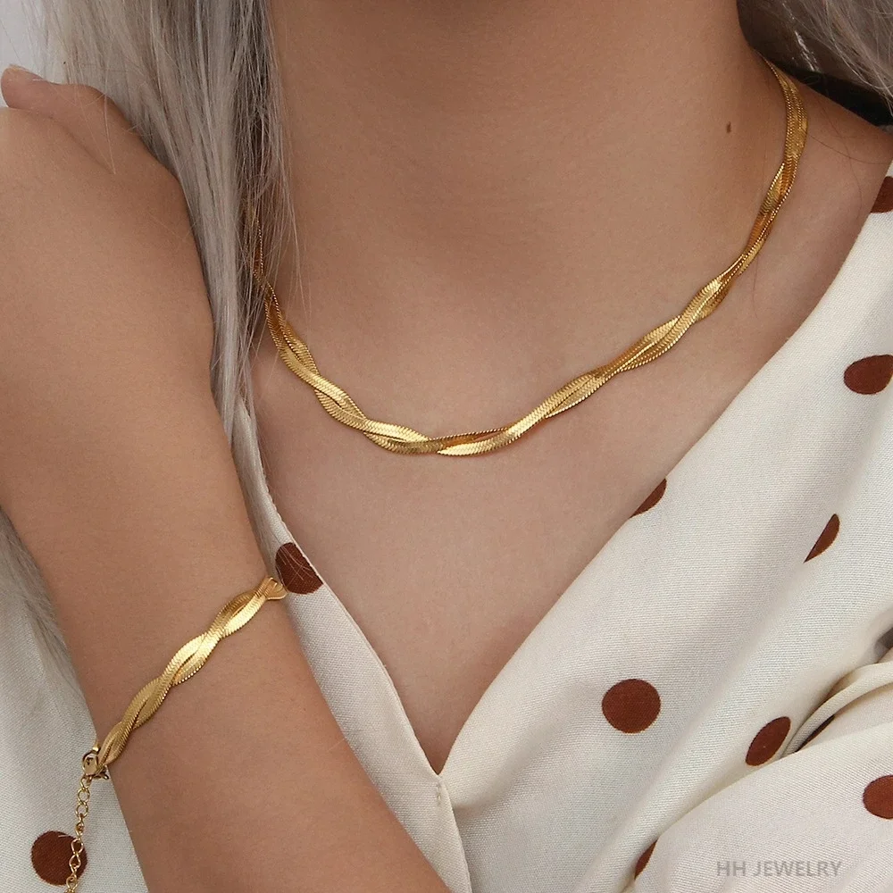 Collier serpent plaqué or 18K pour femmes, chaîne à chevrons tressée en