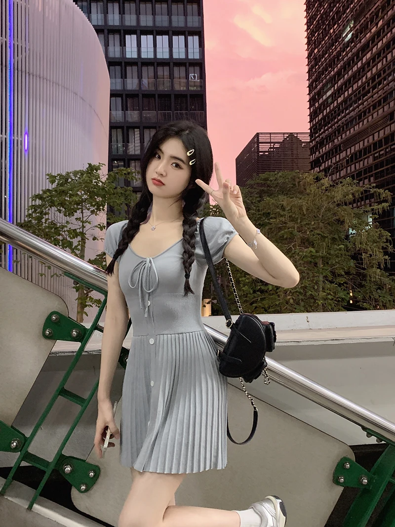 Sexy Knitted Dresses for Women V-neck A-Line Pleated Mini Dress Korean Fashion Solid Autumn Knitting One Piece Vestido Mujer New