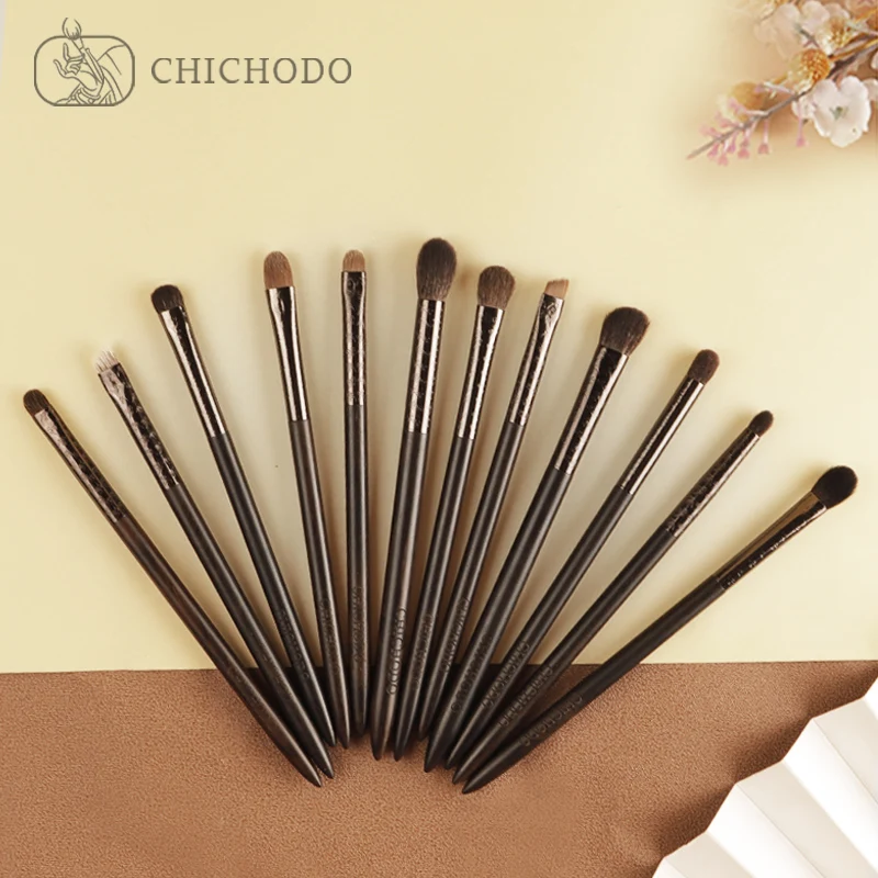 

CHICHODO- Professional Handmade Eye Makeup Brushes Top Animal Hair Ebony Handle Include Eyeshadow Eyebrow Eyeliner Lip Brush
