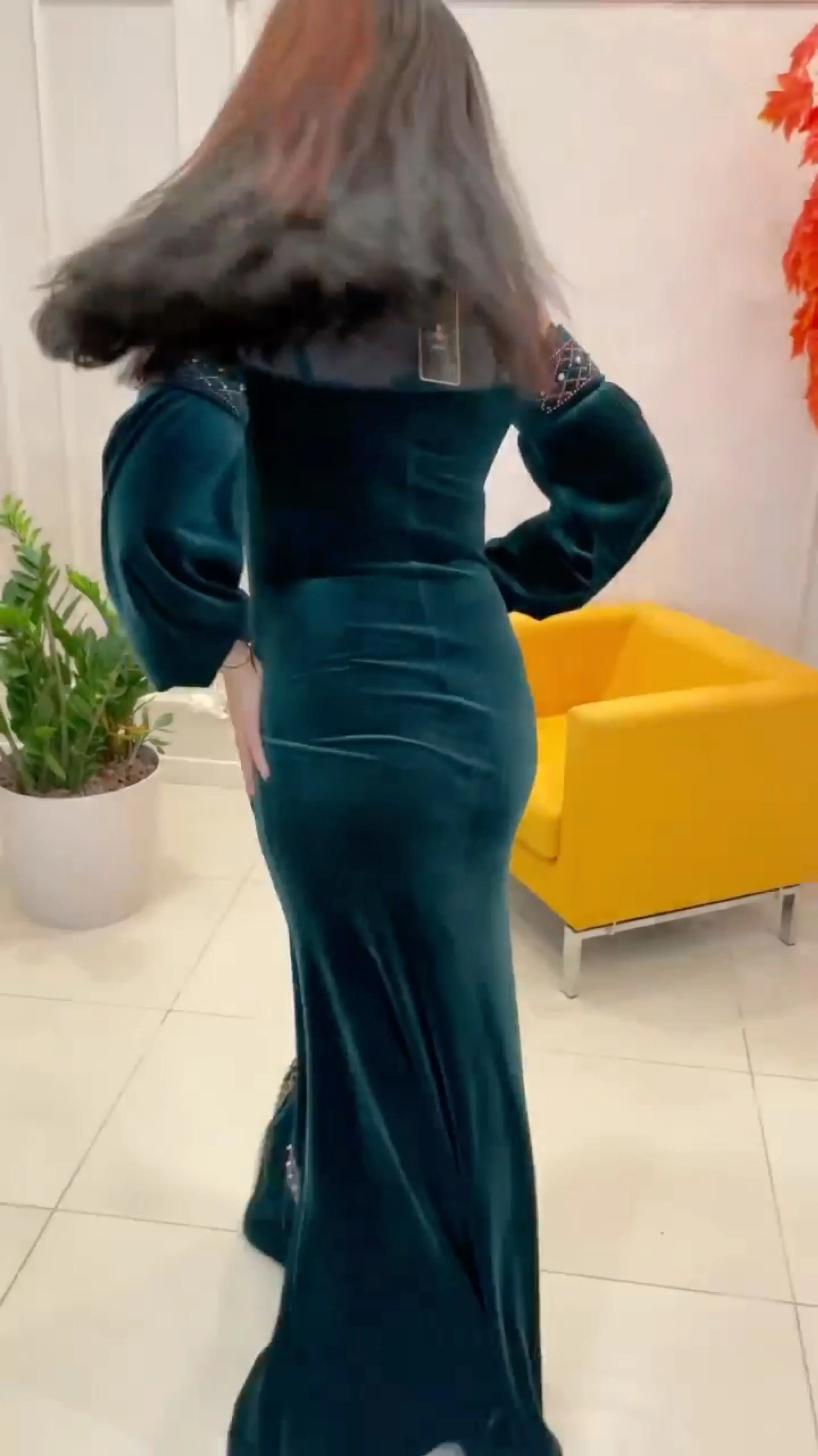 Middle East Fashion Off Shoulder Korean Velvet Dress Hot Drill