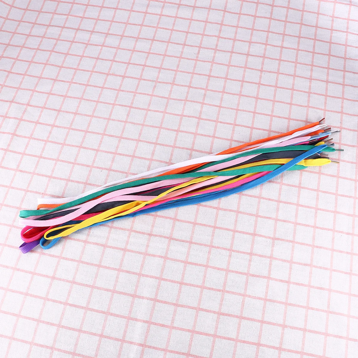 Рисунок 3 - Сменные плоские шнурки для обуви