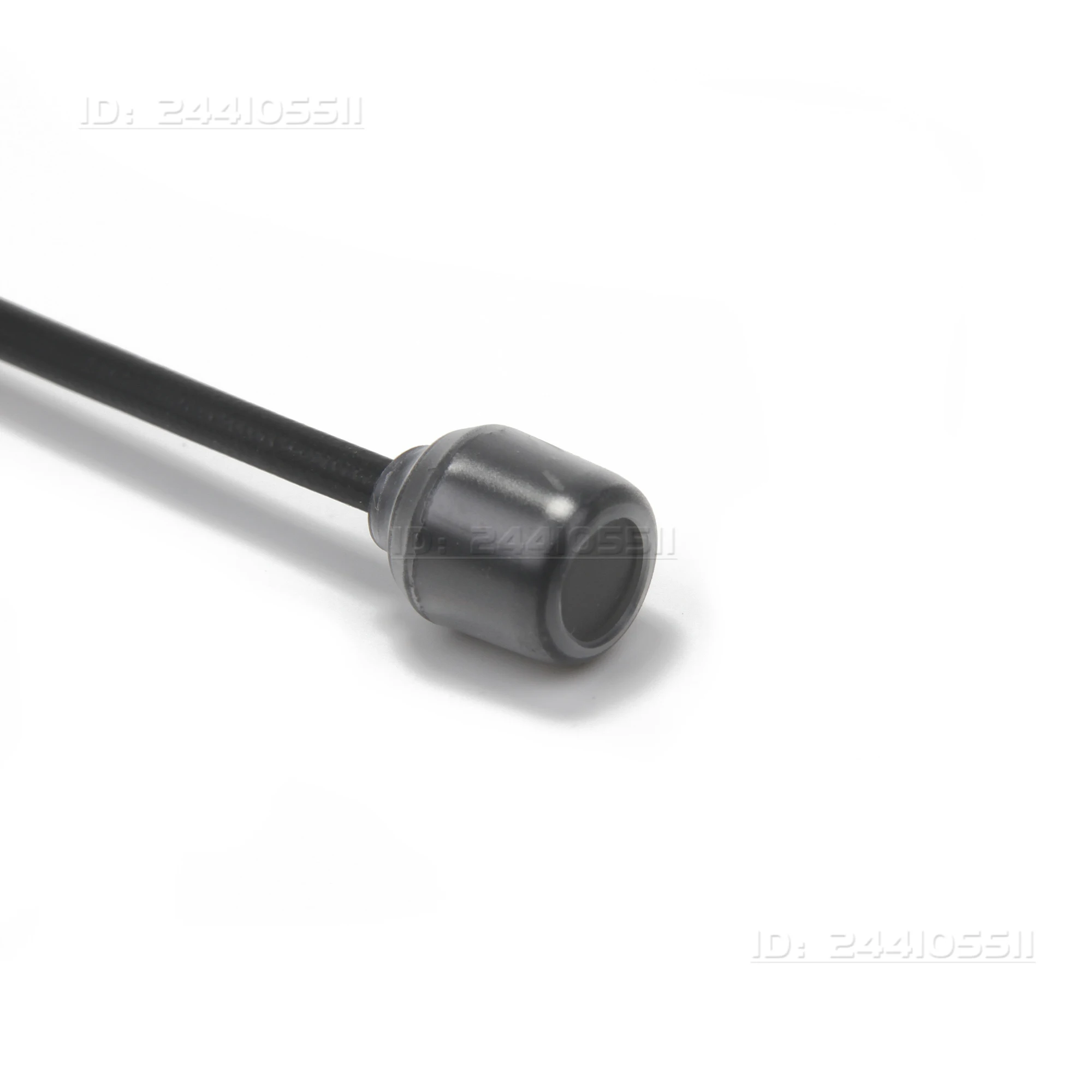 Gros plan sur le connecteur SMA mâle de l'antenne 5.8G 5dBi pour drone FPV.