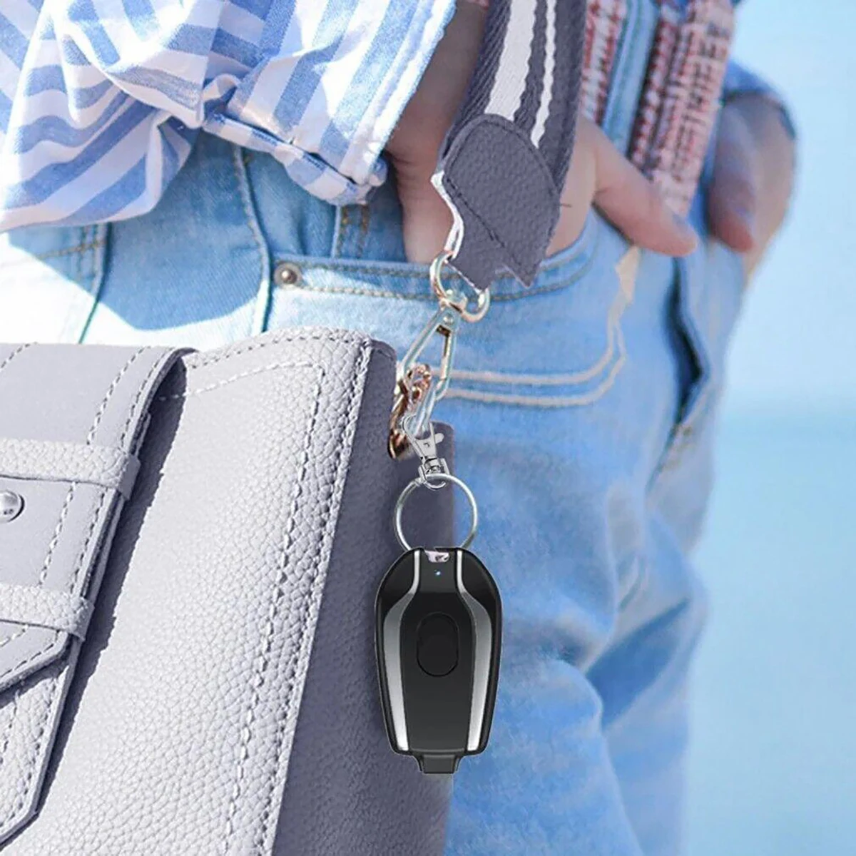Mini Keychain Emergency Charging Treasure; Small Portable Portable Power Supply For Devices With An iPhone/Type-C Interface 6