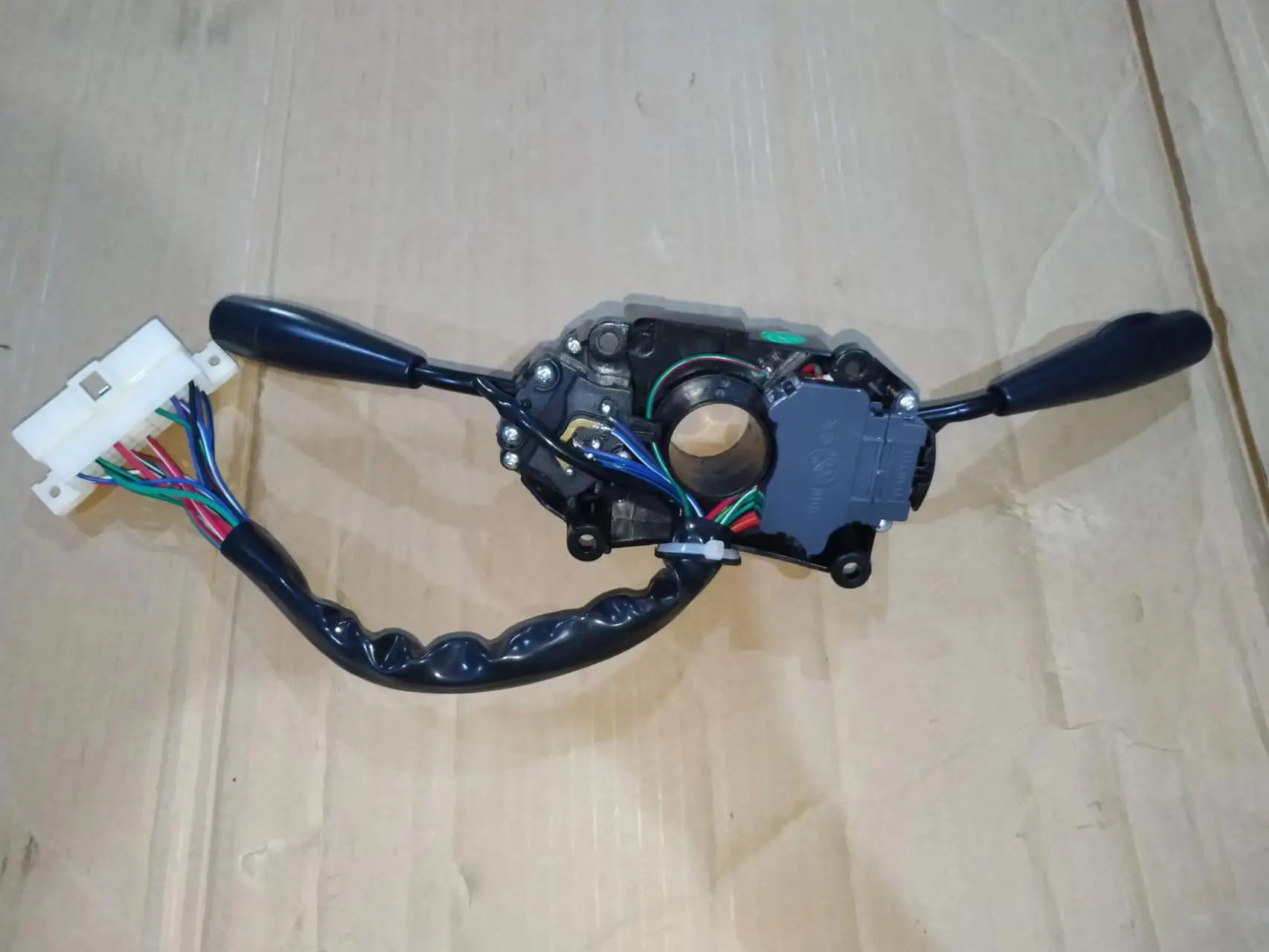 

Switch Assembly-Combination 3774100-B00 for Great Wall Sailor Pickup