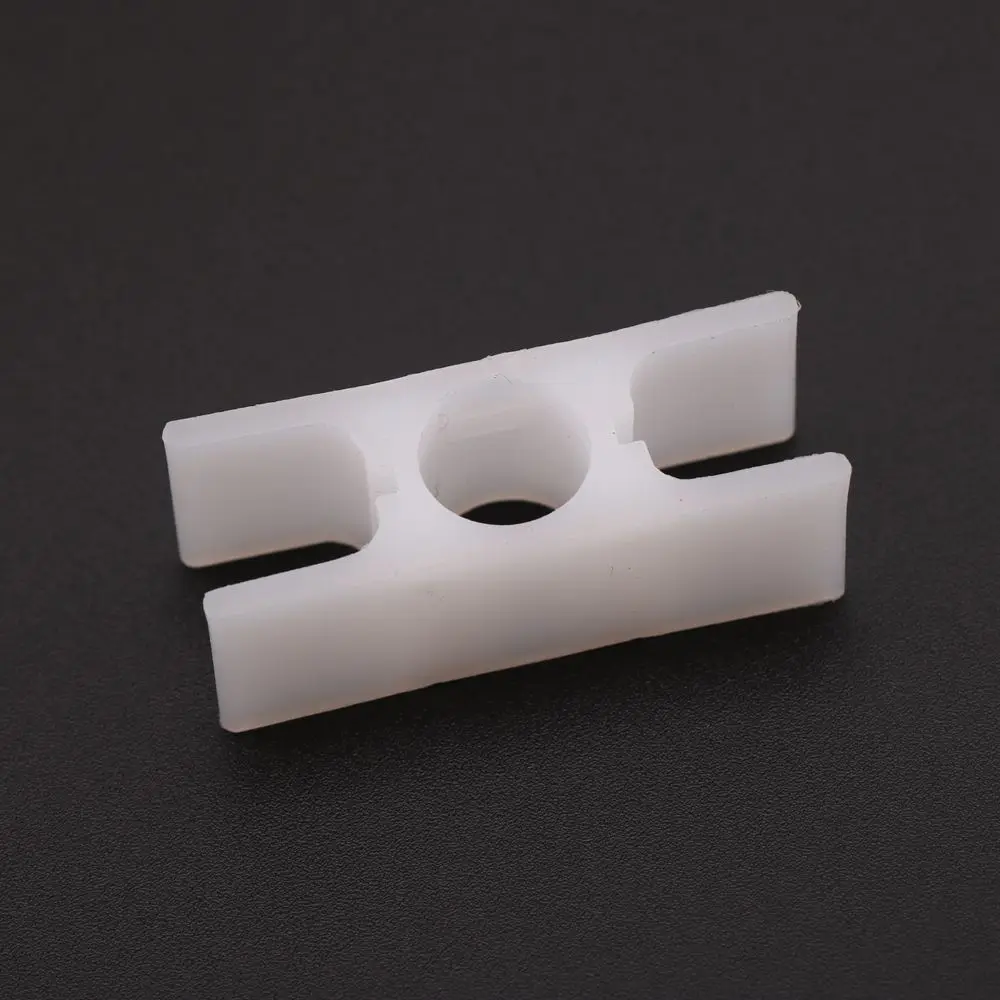 1pcs Applicable T*yssen S*hindler Elevator Door slider Landing door foot Height 14mm Thickness 14mm Nylon material Fermator elevator parts