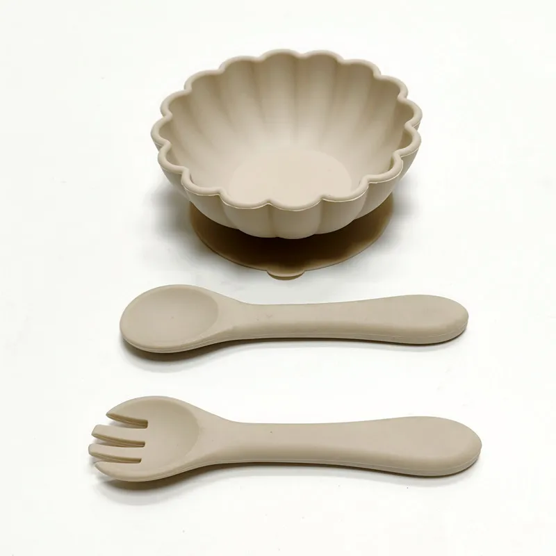 3pcs Silicone Children's Dinner Plate Set Suction Cup One-piece Food Silicone Dinner Plate Baby Bowl for Eating Training