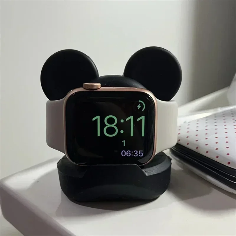 Charger Stand Minnie Desktop Holder Apple Watch 9 8 7 6 5 4 iWatch 3 2 1 SE Cartoon Silicone Charging Base