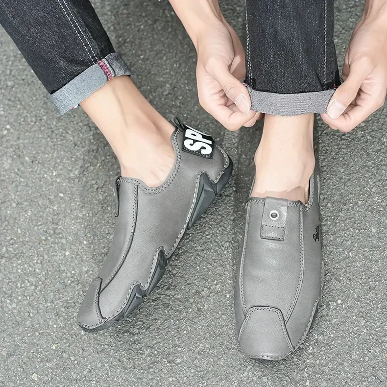 Trendy men's short boots retro street anti slip waterproof flat bottomed slip on shoes business versatile men's casual shoes