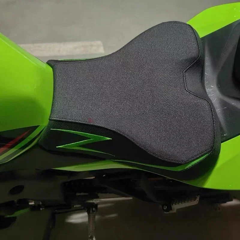 For KAWASAKI ZX4R The ZX4RR Adds and Reduces Seat Height Modifications To Increase Comfort and Flexibility WithSeat Modification