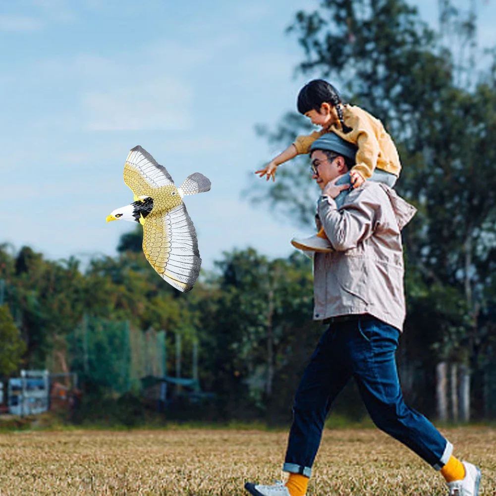 Bird Scarer Hanging Eagle Bird Scarecrow Fake Horned Hawk Decoy Outdoor Falcon Decor Eagle Fake Hawk Decoy Statue Garden Decor