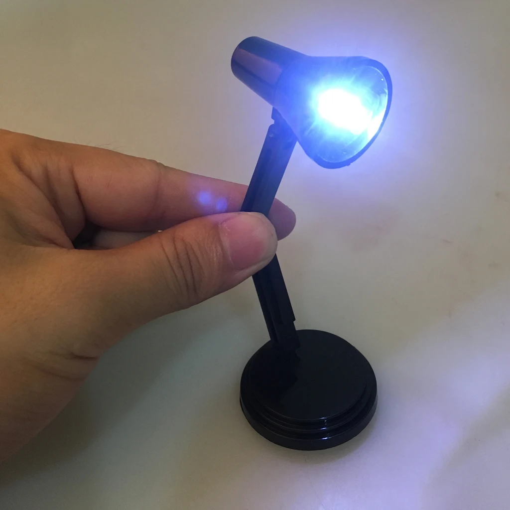 1/6 Scale LED Desk Lamp Model Furniture Hot Toys BJD Dollhouse Accessory Kids Pretend Play Toy Miniature Lamp LED Light