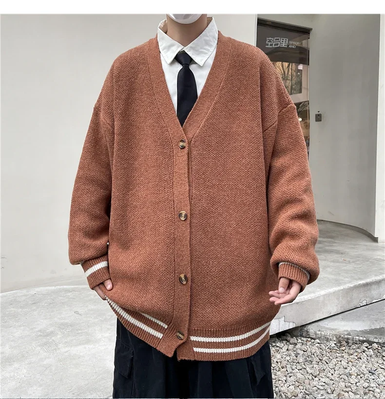 2024 herbst Winter Faul Mode High-end-Strickjacke Temperament V-ausschnitt Trendy Casual Vielseitig Lose männer Lange Ärmeln pullover – Detail 24