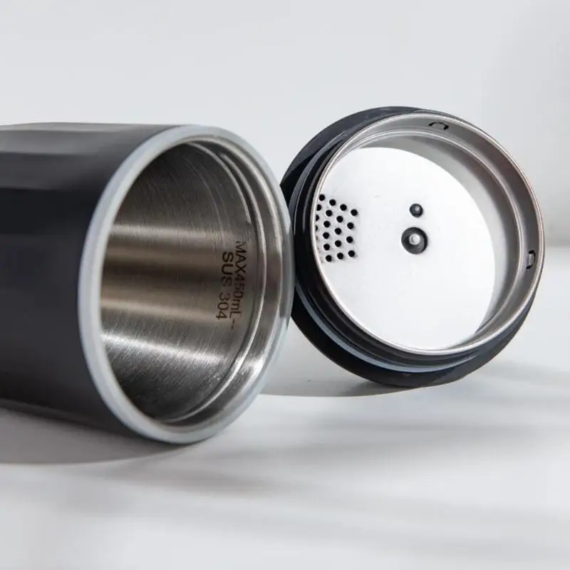 야영 여행을 위한 304 스테인리스 차량 격렬한 찻잔 500ml 수용량 12V/24V