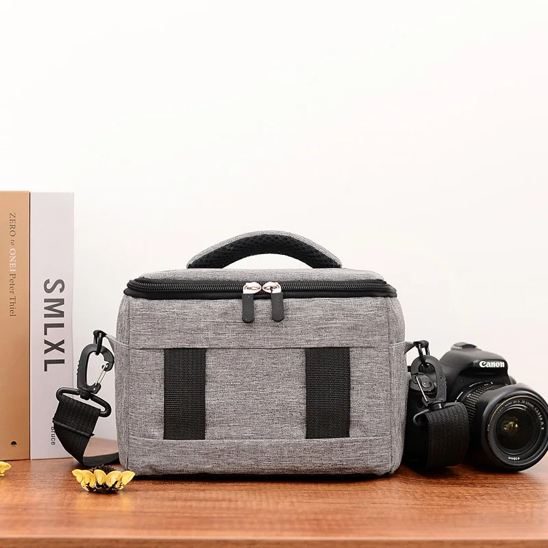 Canon EOS650, SpeedLite420EZ,カメラbag Canon EOS650, SpeedLite420EZ,カメラbag 一眼レフカメラ(フィルム)