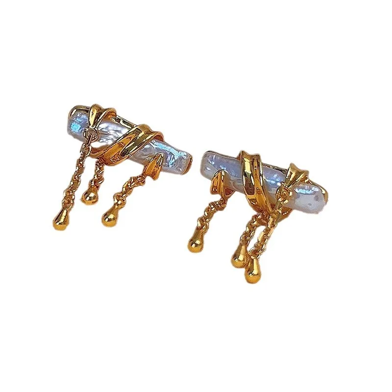 Light luxury fashion vintage tassel natural baroque pearl earrings for women