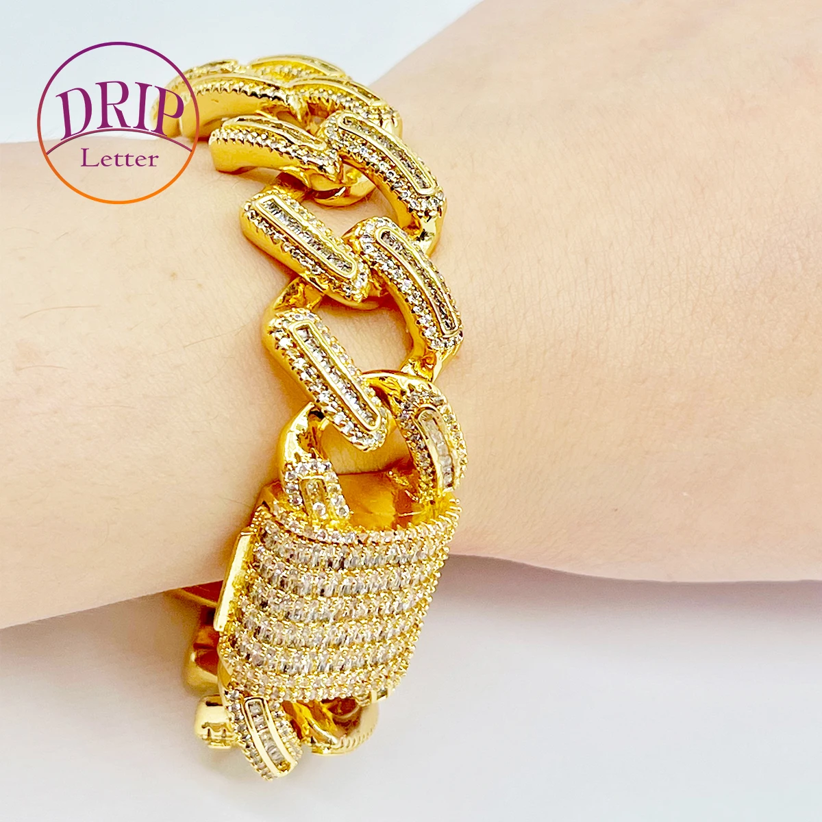 

Drip Letter Prong Bracelet for Women Figaro Cuban Link Charms Iced Out Real Gold Plated Cubic Zirconia Hip Hop Jewelry