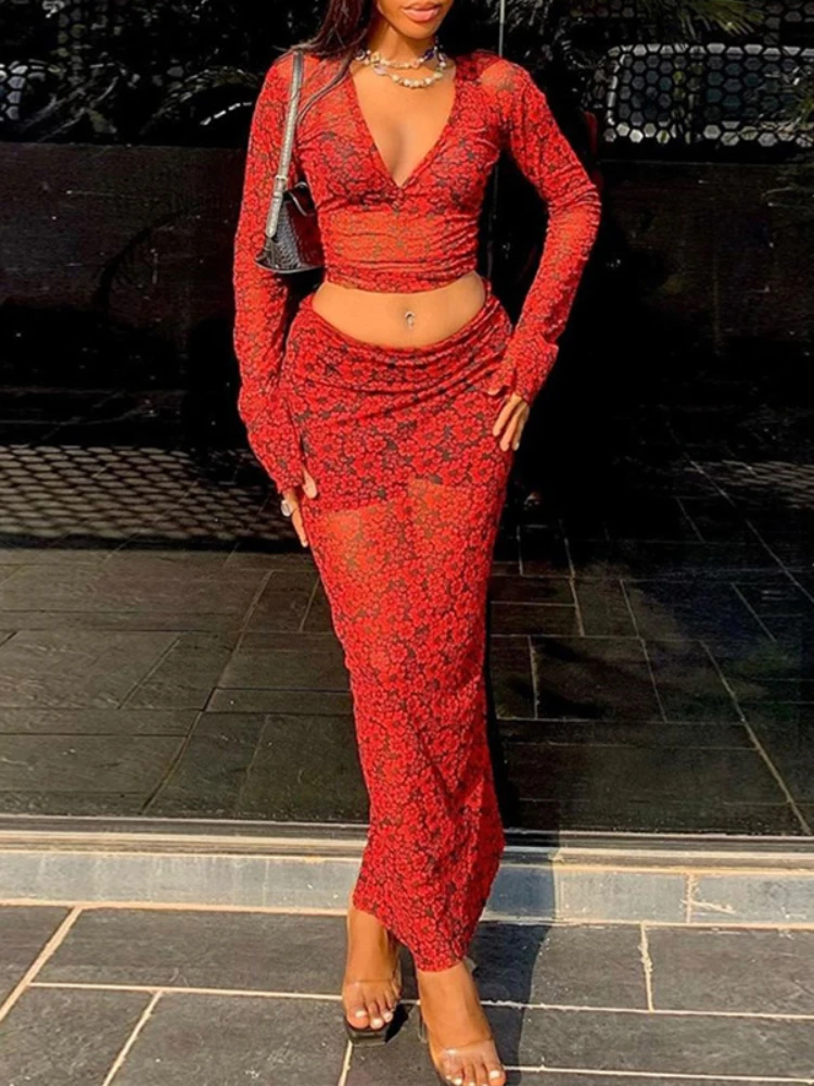 

Женский модный пикантный комплект с цветочным принтом, глубоким V-образным вырезом и длинным рукавом, топ с оборками на бедрах и юбка до локтя, женский костюм, 2023