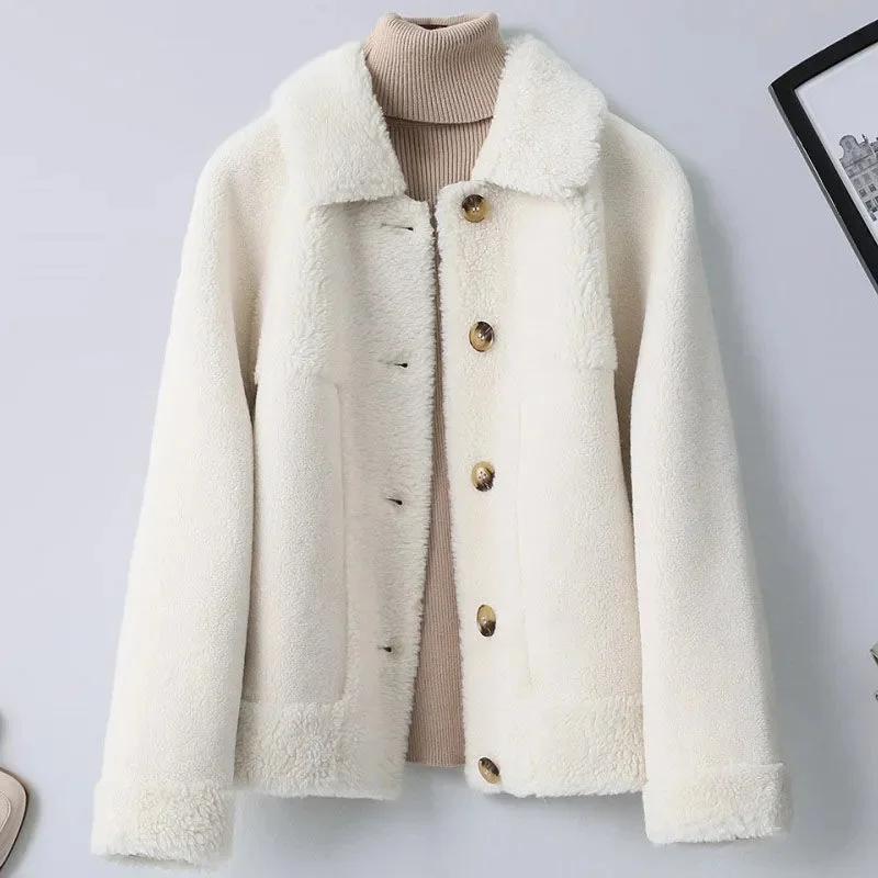 

Fashionable Coat for Women's 2024 Autumn/Winter New Sheep Fleece Coat with Fur Integrated Particle Velvet Lamb Hair Short Hair