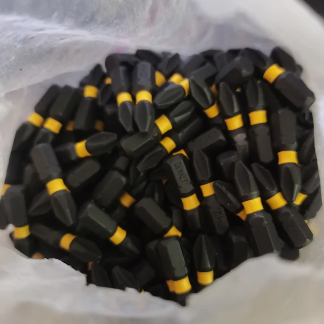 고속도공구강으로 제작된 DEWALT 전기 스크루 드라이버, 다양한 작업에 활용 가능한 고품질 브랜드 제품