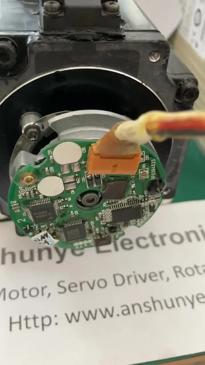 Энкодер UTTAH-B17DC-E для двигателя переменного тока SGMAS-08A2A21 SGMAS-08A2A21-Y1 SGMAS-08A2A21-Y2 SGMAS-08A2A2C