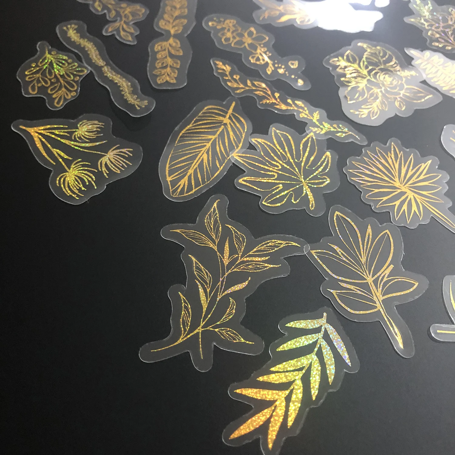 80 قطعة من ملصقات الذهب اللامعة على شكل زهرة نباتي...