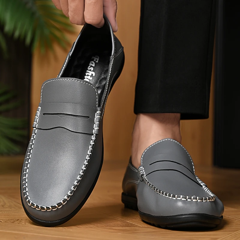Leather shoes Shoes for Men Autumn Flat Leather Shoes Lightweight British Fashion Trend Brand Driving Business Men's