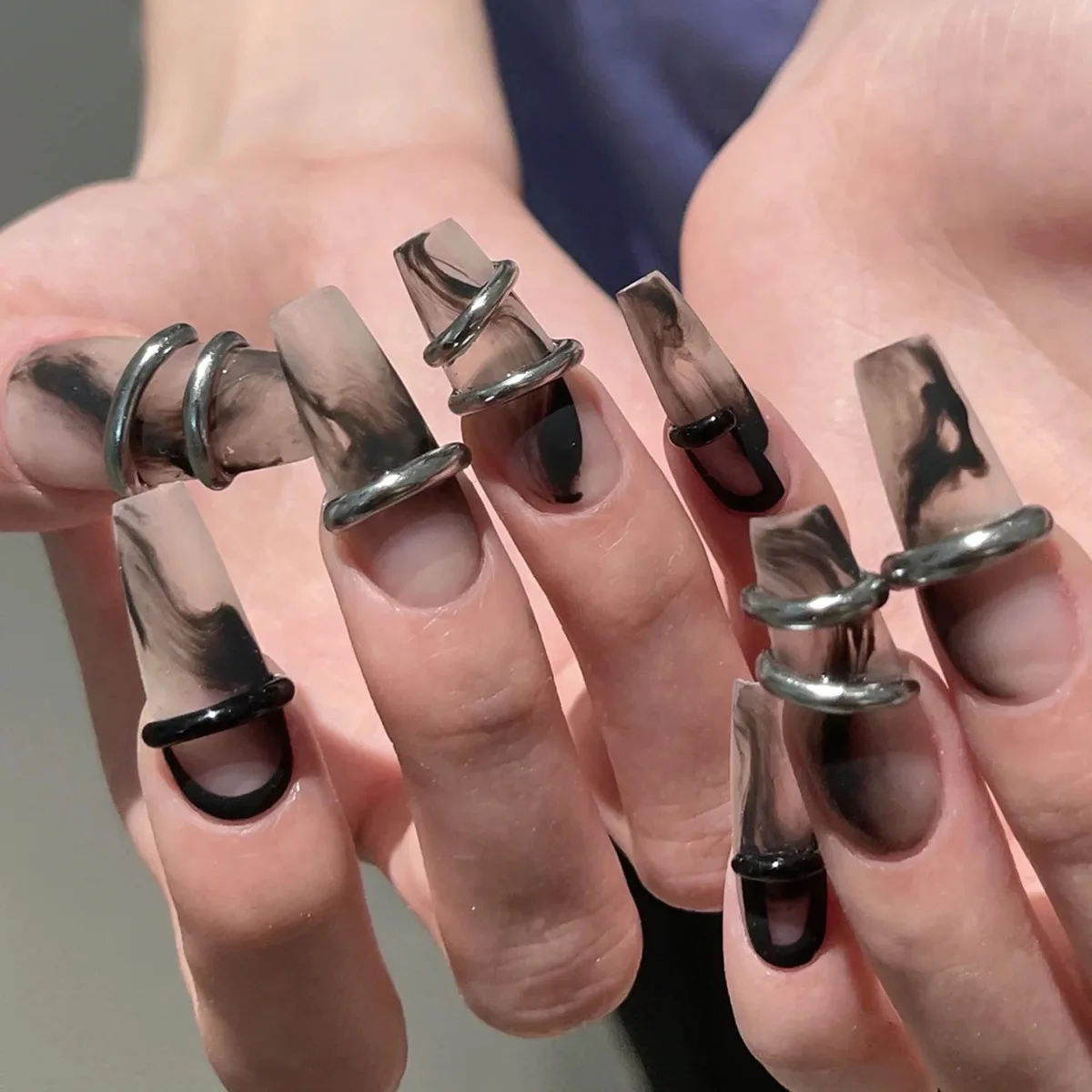 

Pop on INS and AMZ Coffin Press on Nails Long Black Nails With Glue 3D Metallic Design Acrylic Nails 24Pcs Ballerina False Nails