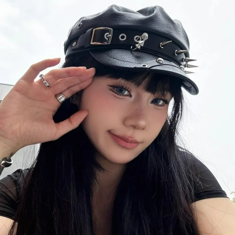 New Autumn Winter Spicy Girl Punk Rivet Beret Subculture Black Leather Dark Retro Face Revealing Duckling Tongue Cap Painter Hat