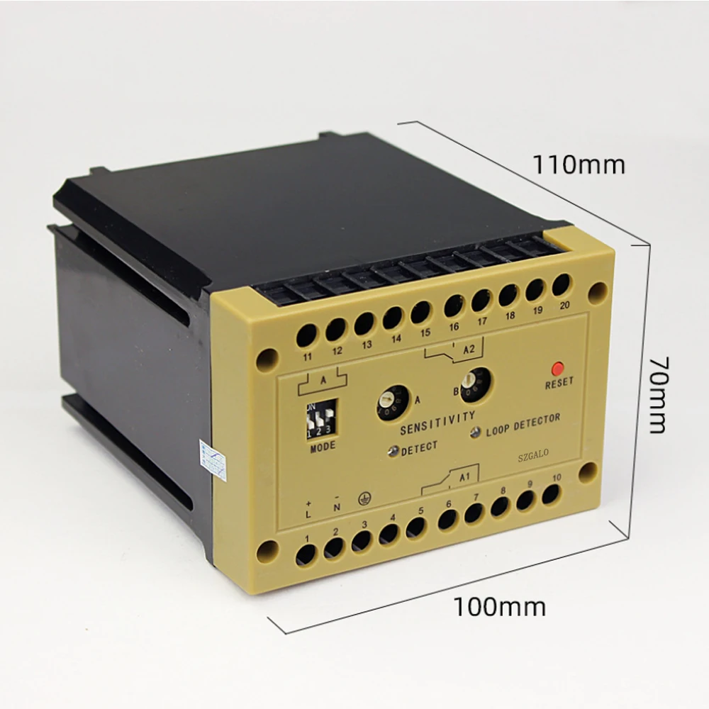 220V AC Industrial Grade Wired Single Channel Loop Vehicle Detector For Large Truck Fleet with High Chassis Enters Field Service