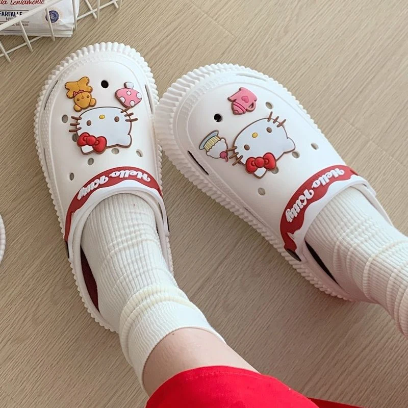 MINISO Kuromi Women's Platform Sandals Slippers Cartoon Hello Kitty Kawaiil Slip-resistant Shoes Cinnamorol Summer Women Shoe 3