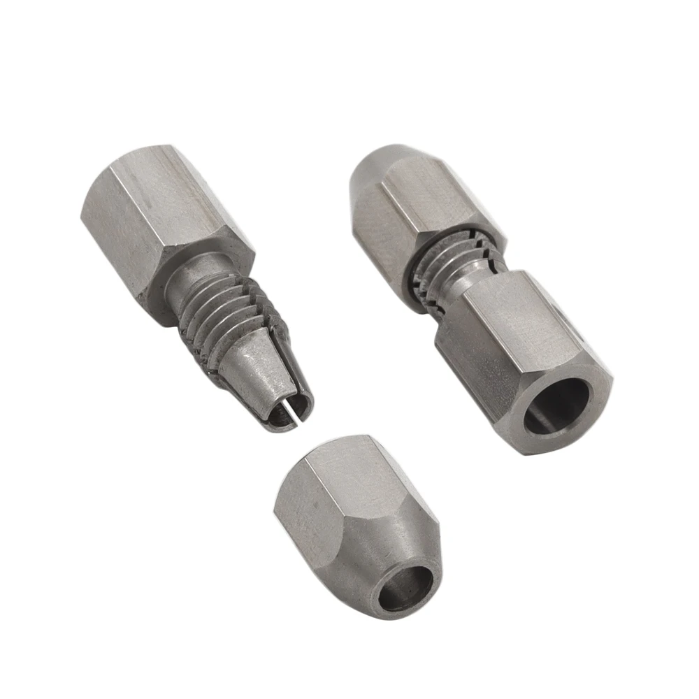 Deux coupleurs moteur RC bateau 3.17mm-4mm en acier inoxydable avec vis de serrage.