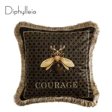 

Diphylleia Luxury Pillow Cover Vintage Italy Gold Fringe Design Big Brand Bee Print Soft Velvet Cushion Cover For Home Decor