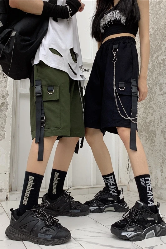 Y2K Hipster Unisex Men Shorts Chain Ribbon Pockets Cargo Shorts Male Female BF Wind Lovers Summer Streetwear Punk Motor Shorts