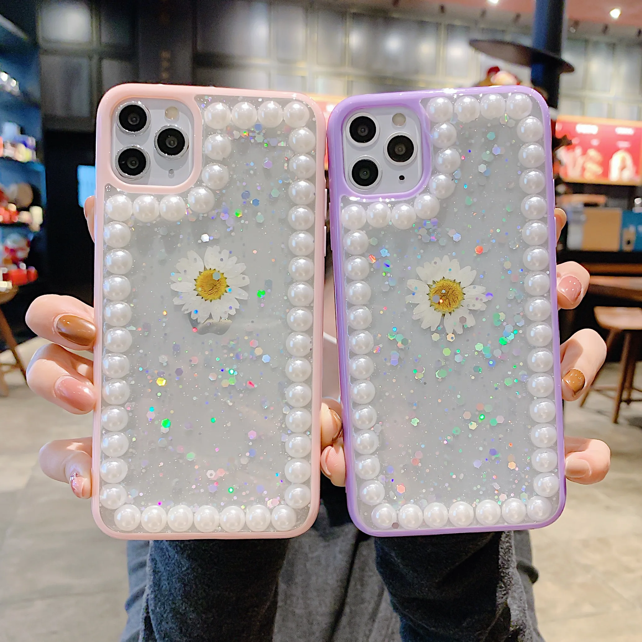 Fashionable 3D Pearl Chrysanthemum Sparkling Transparent Phone Case iPhone 12 X 11 Pro Max Transparent Cover