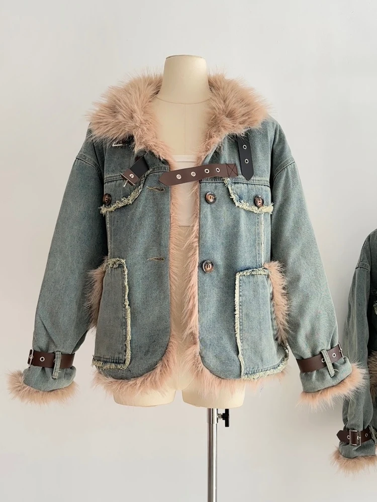 Designer Thick Winter Women Fur Collar Parkas Warm Denim Overcoat Qulited Jacket Big Pocket Single-Breasted Buttons Coat 2024